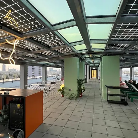 Cozy Modern Next To Easy Side Galley